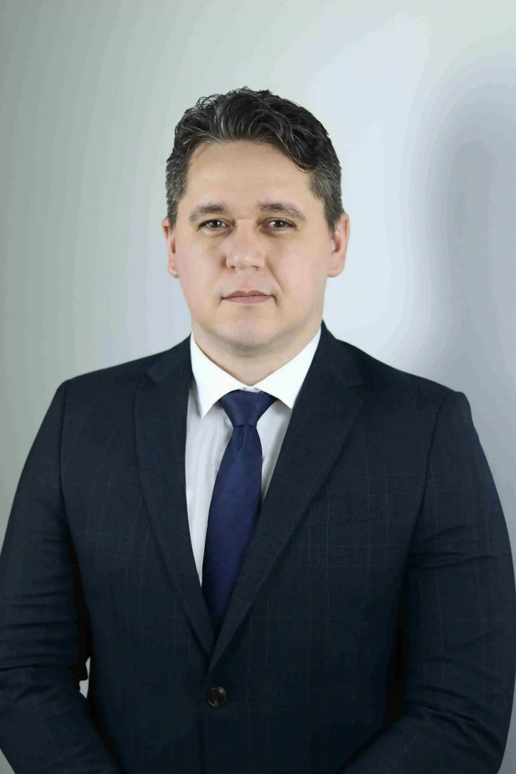 Foto do advogado André de Andrade Carneiro , especialista em direito imobiliário e inventários em Fortaleza